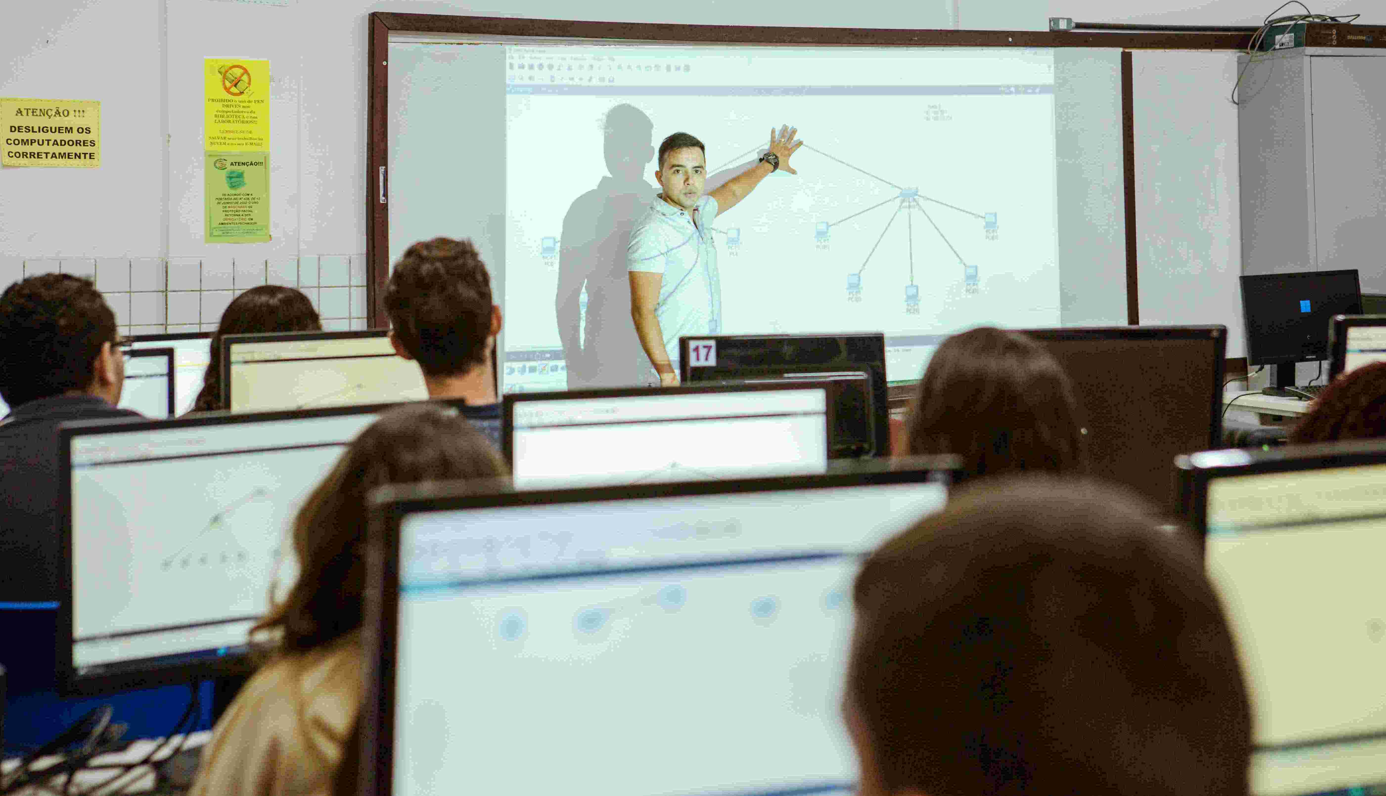 Correio Braziliense promove debate sobre educação e emprego
