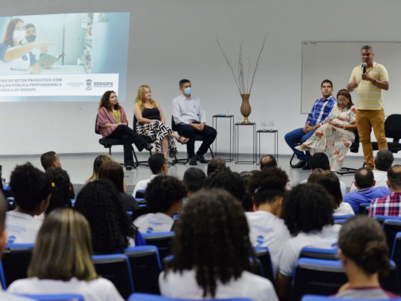 Série de encontros regionais aproxima educação e setor produtivo em SE